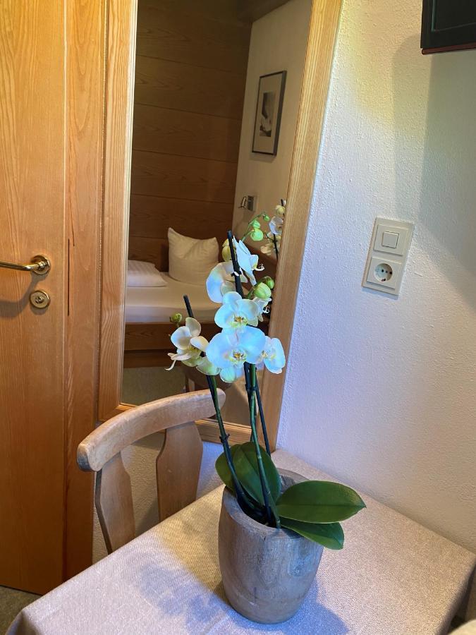 Hotel Zirbenhof Sankt Leonhard im Pitztal Phòng bức ảnh