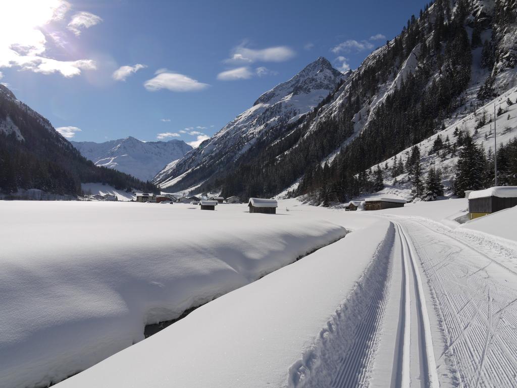 Hotel Zirbenhof Sankt Leonhard im Pitztal Ngoại thất bức ảnh