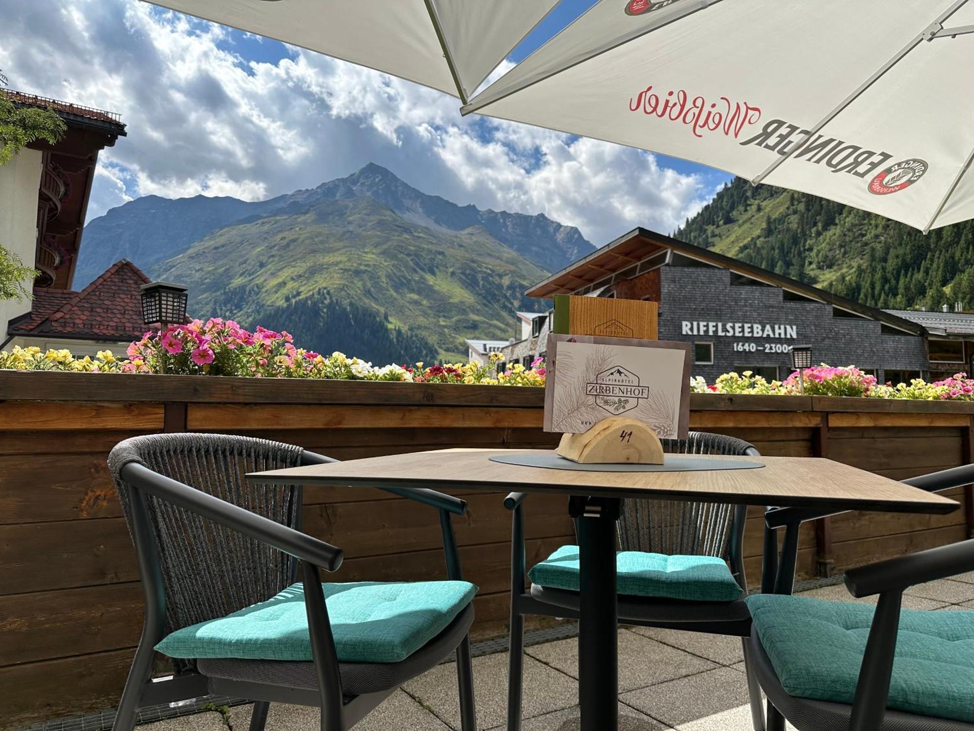 Hotel Zirbenhof Sankt Leonhard im Pitztal Ngoại thất bức ảnh